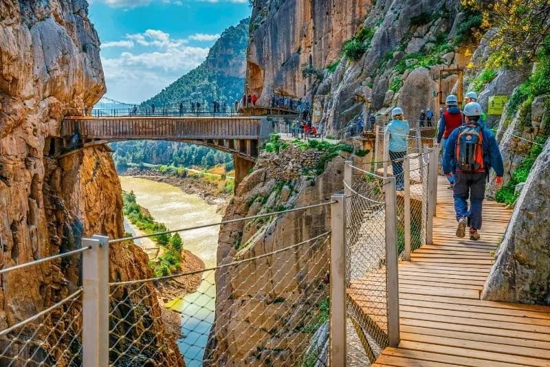 Carretera de montaña cerca de Álora y Málaga